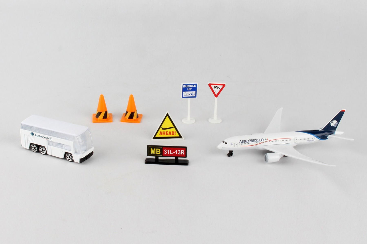AEROMEXICO PLAYSET - GamesLand Canada