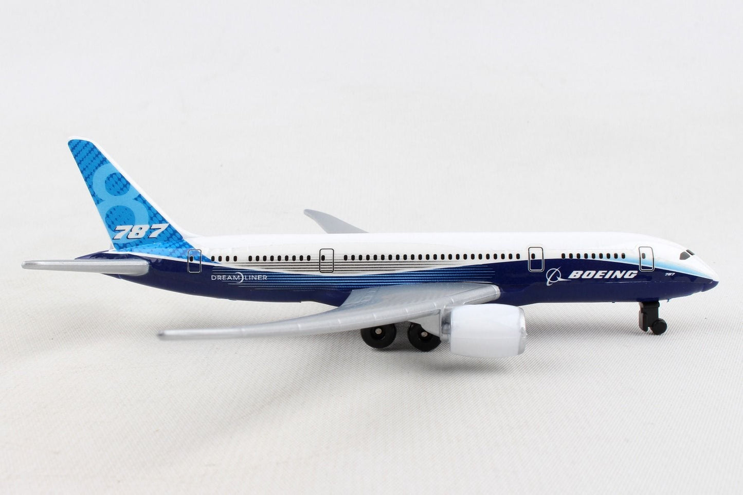 BOEING 787 SINGLE PLANE NEW LIVERY - GamesLand Canada