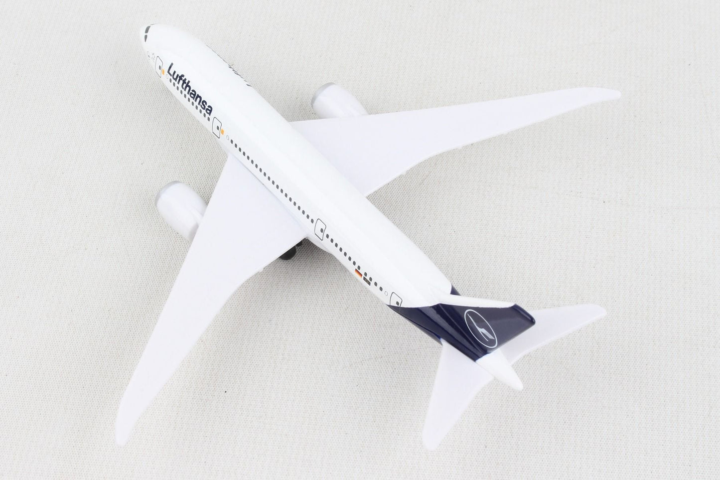 LUFTHANSA 787 SINGLE PLANE - GamesLand Canada