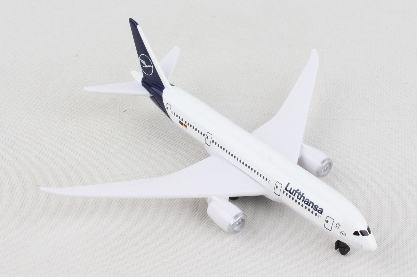 LUFTHANSA 787 SINGLE PLANE - GamesLand Canada