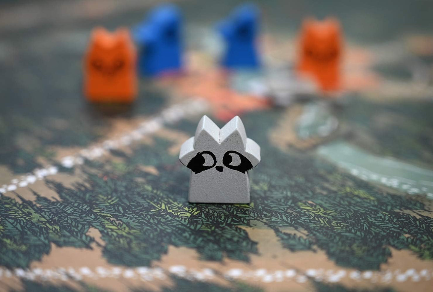 ROOT A GAME OF WOODLAND MIGHT AND RIGHT - GamesLand Canada