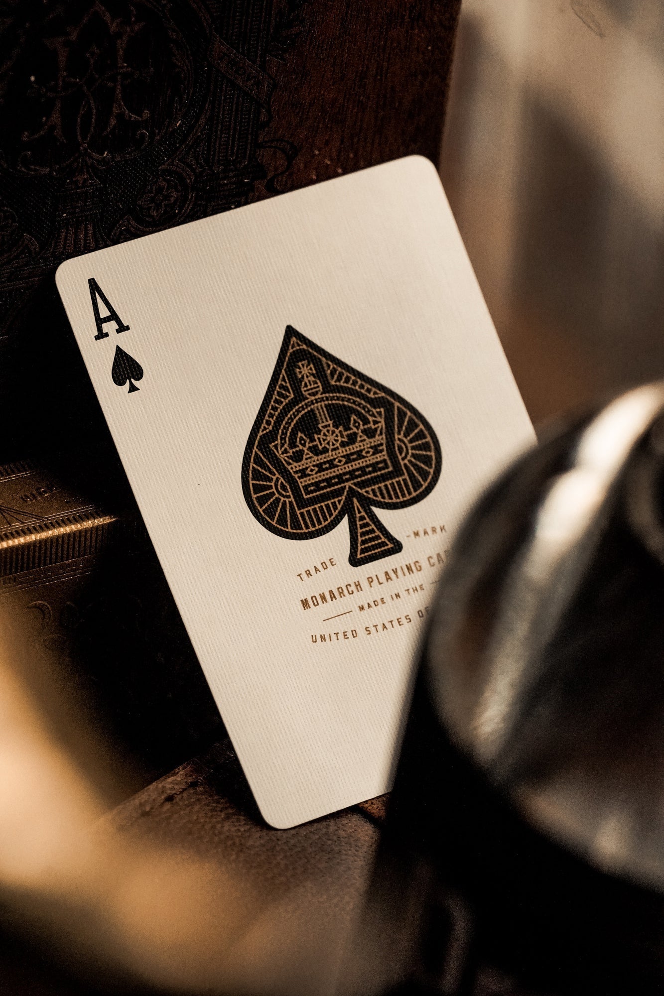 Theory 11 Monarchs Playing Cards - GamesLand Canada