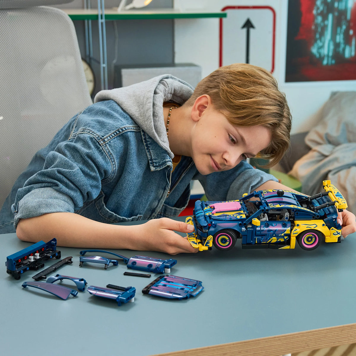 LEGO® Custom Garage Ford Mustang GT Car - 42236