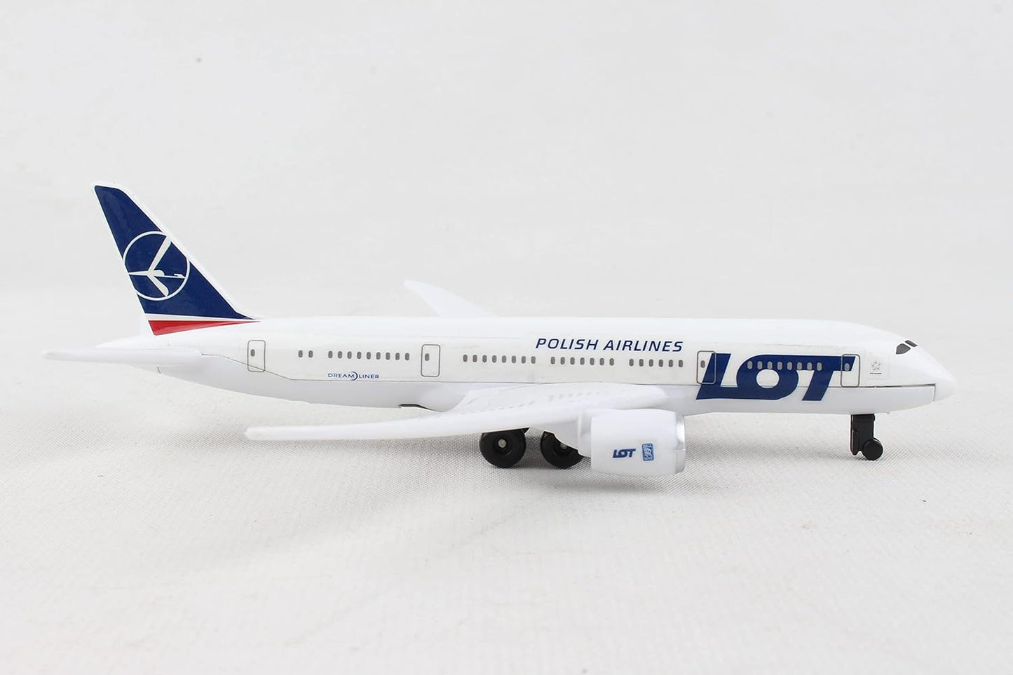 LOT AIRLINES SINGLE AIRPLANE