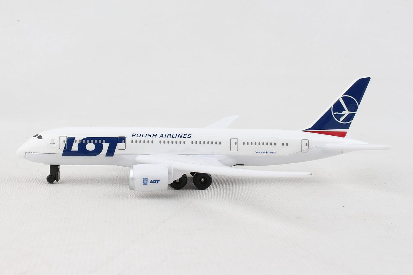 LOT AIRLINES SINGLE AIRPLANE