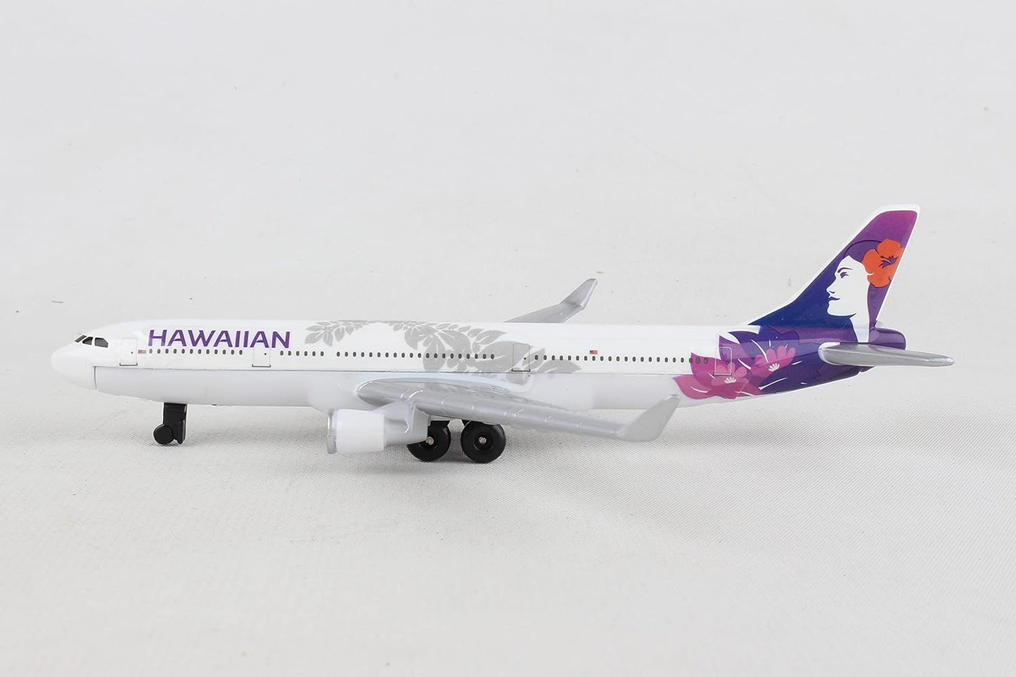 HAWAIIAN AIRLINES SINGLE PLANE