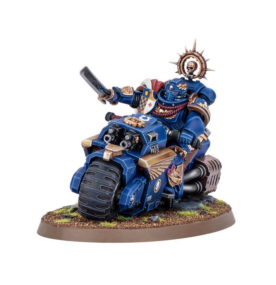 Warhammer 40,000: SPACE MARINES: CAPTAIN ON A BIKE