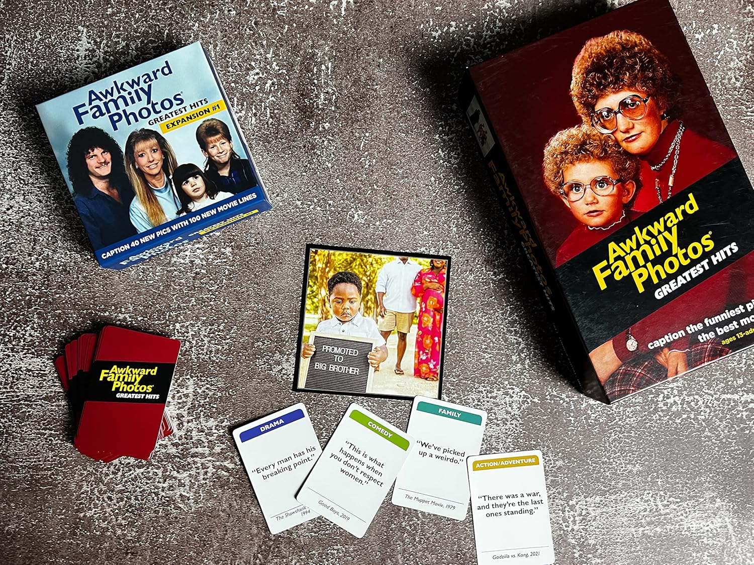 Awkward Family Photos Greatest Hits: Expansion 1 - GamesLand Canada