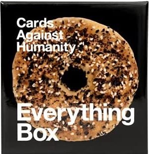 CARDS AGAINST HUMANITY: EVERYTHING BOX - GamesLand Canada