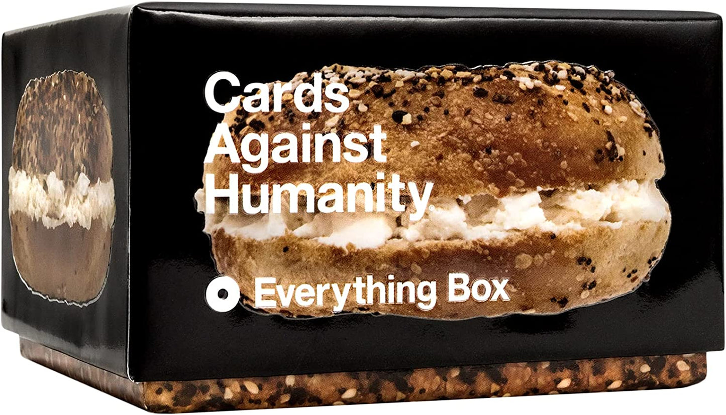 CARDS AGAINST HUMANITY: EVERYTHING BOX - GamesLand Canada