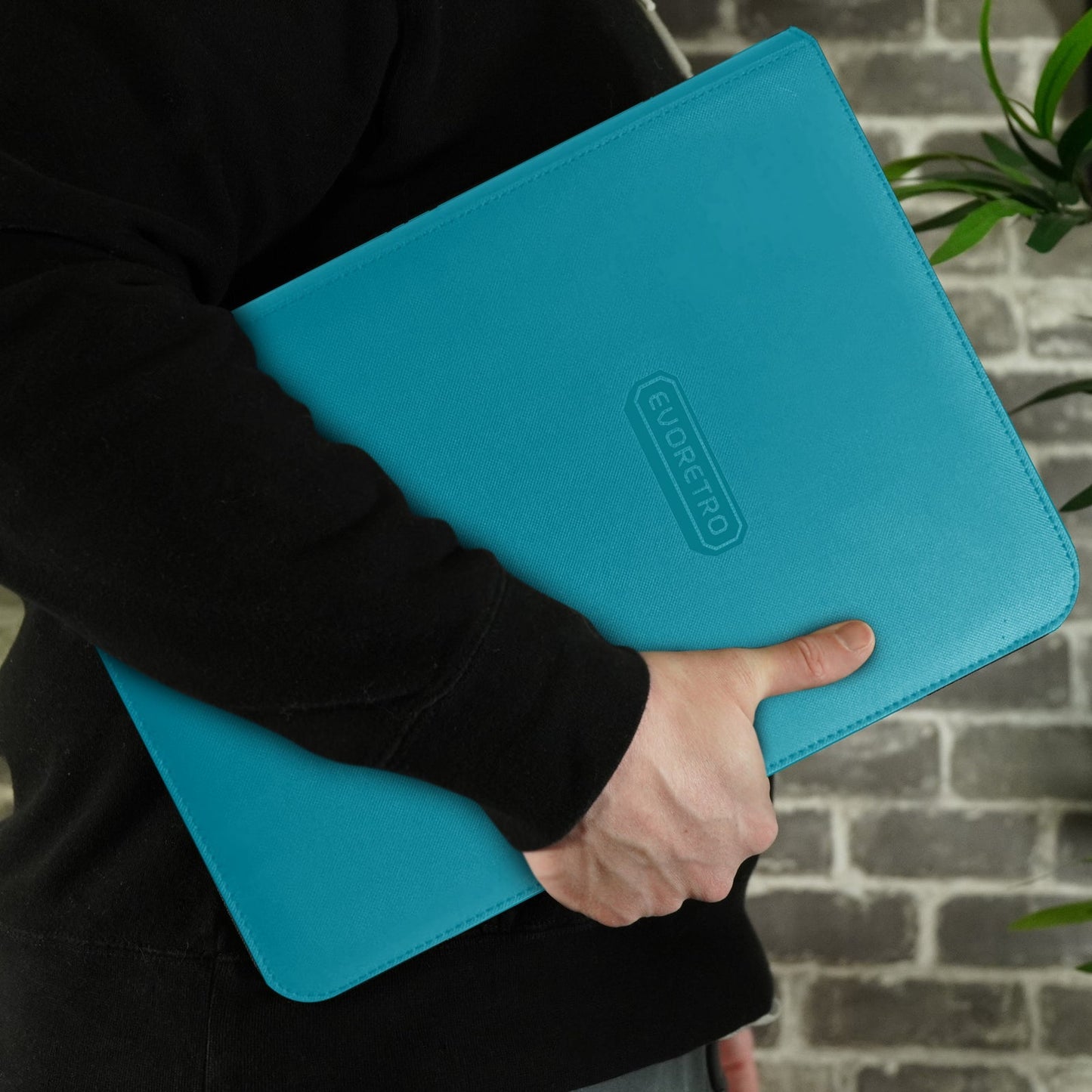 EVORETRO 9 - Pocket Zip - Up Trading Card Binder for 360 cards - GamesLand Canada
