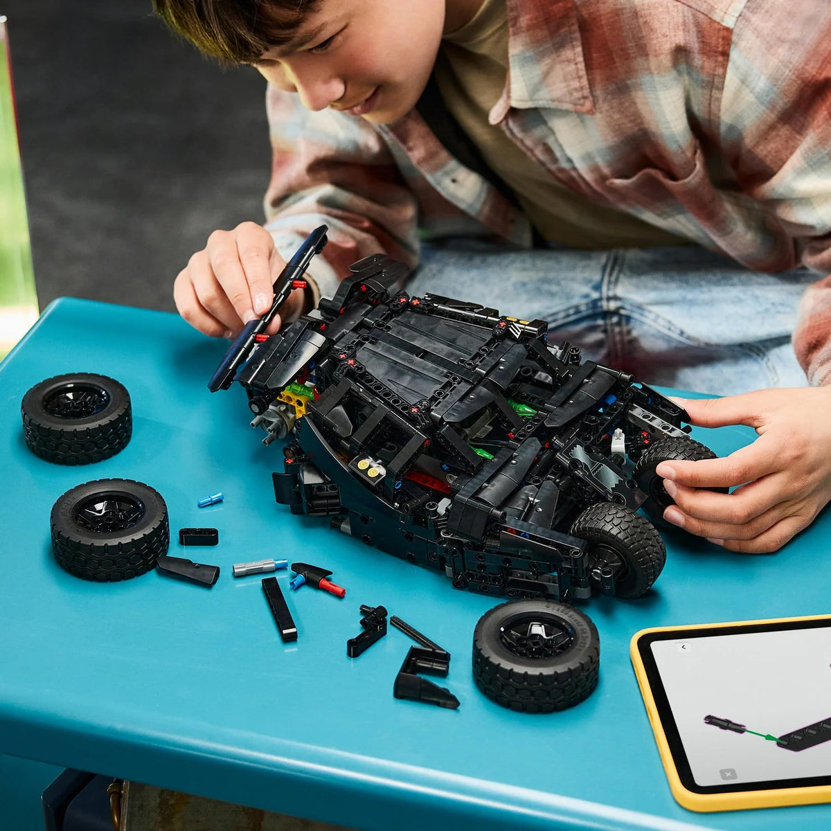 LEGO® Batmobile™ Tumbler - 42239 - GamesLand Canada