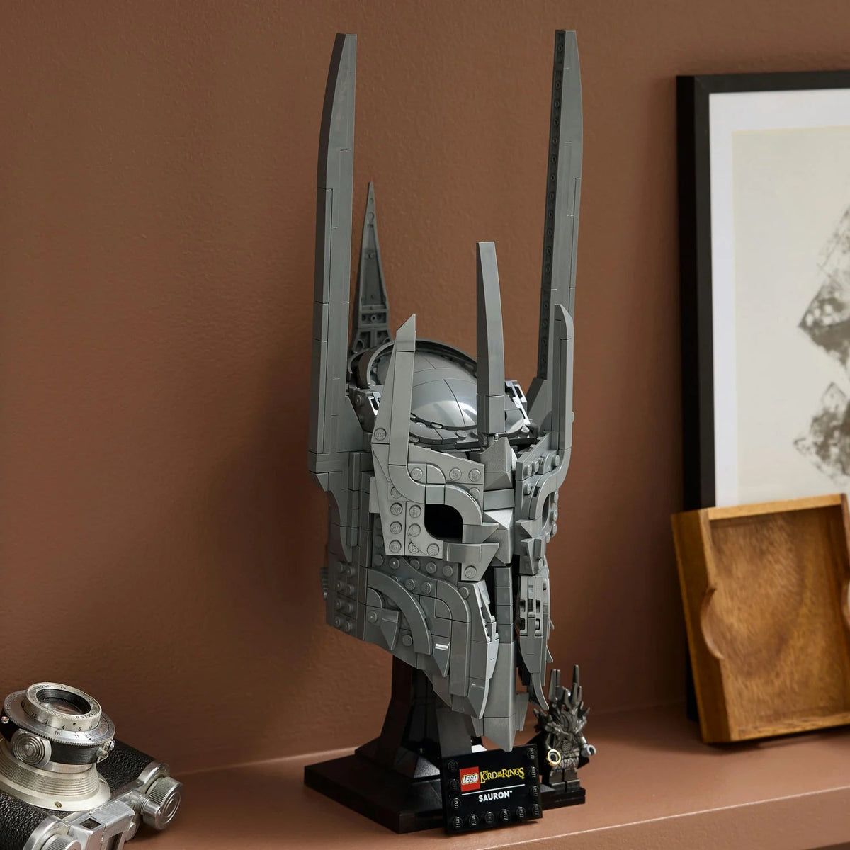 LEGO® The Lord of the Rings: Sauron's Helmet - 11373 - GamesLand Canada