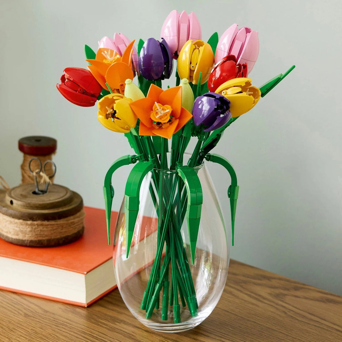 LEGO® Tulip Bouquet - 11501 - GamesLand Canada