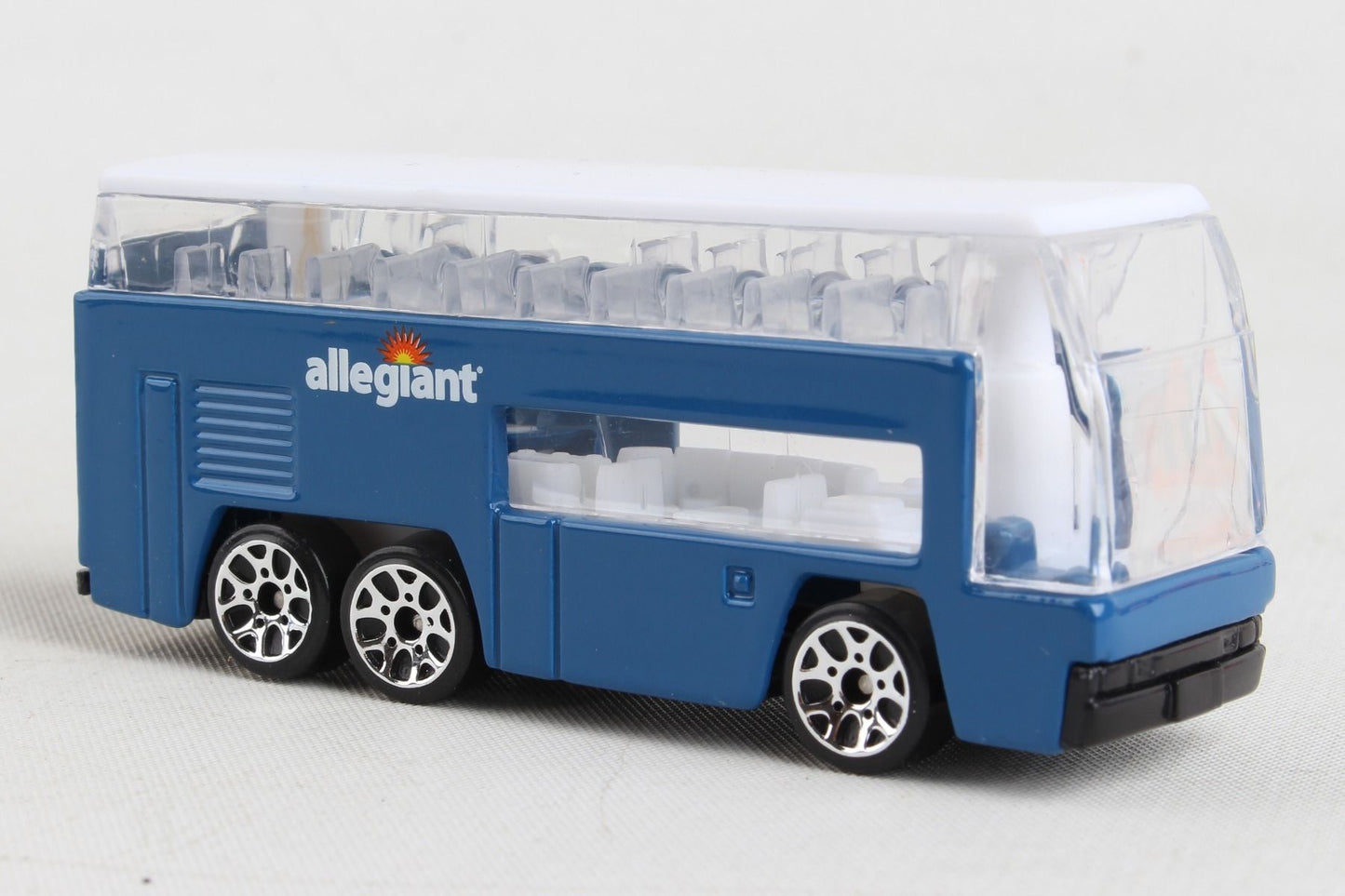 ALLEGIANT PLAYSET NEW LIVERY