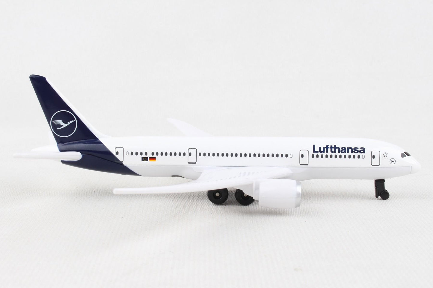 LUFTHANSA 787 SINGLE PLANE