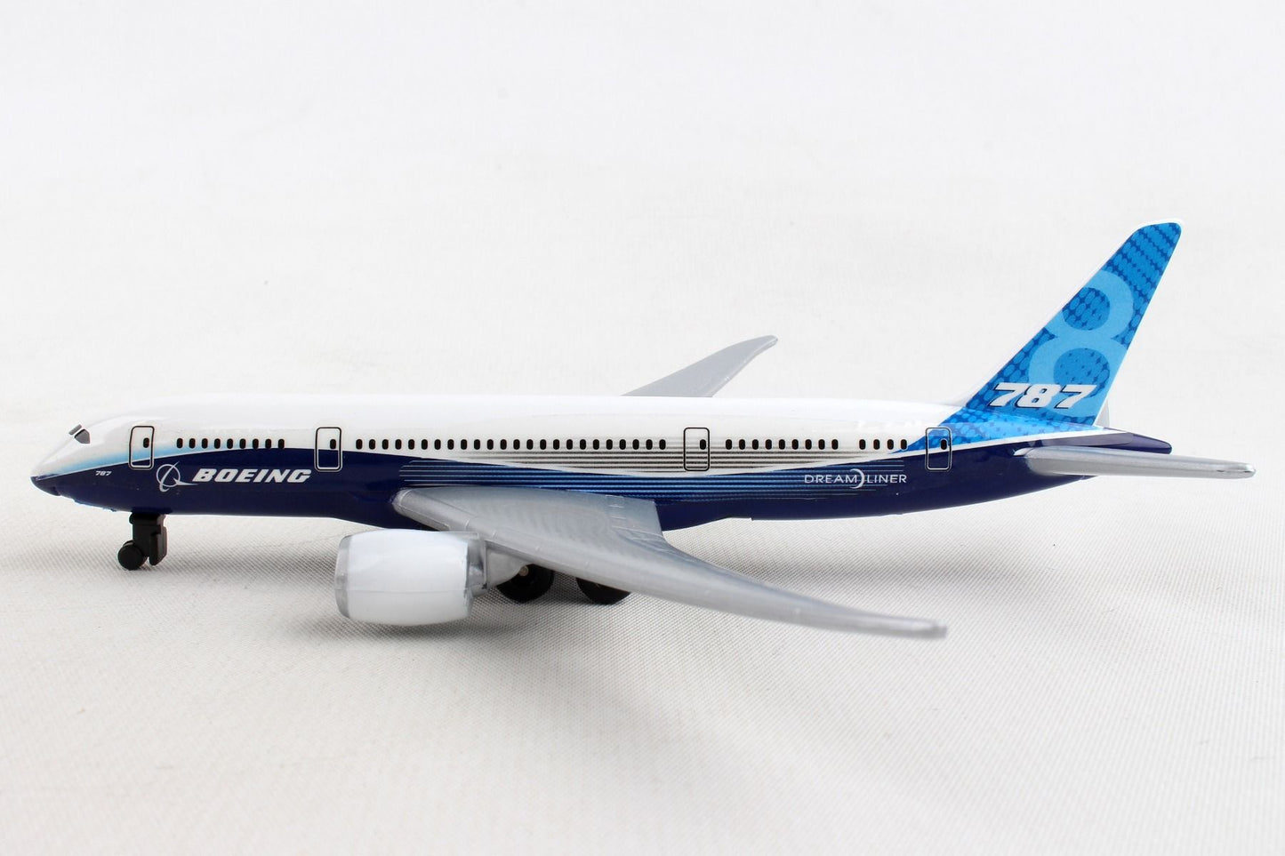 BOEING 787 SINGLE PLANE NEW LIVERY