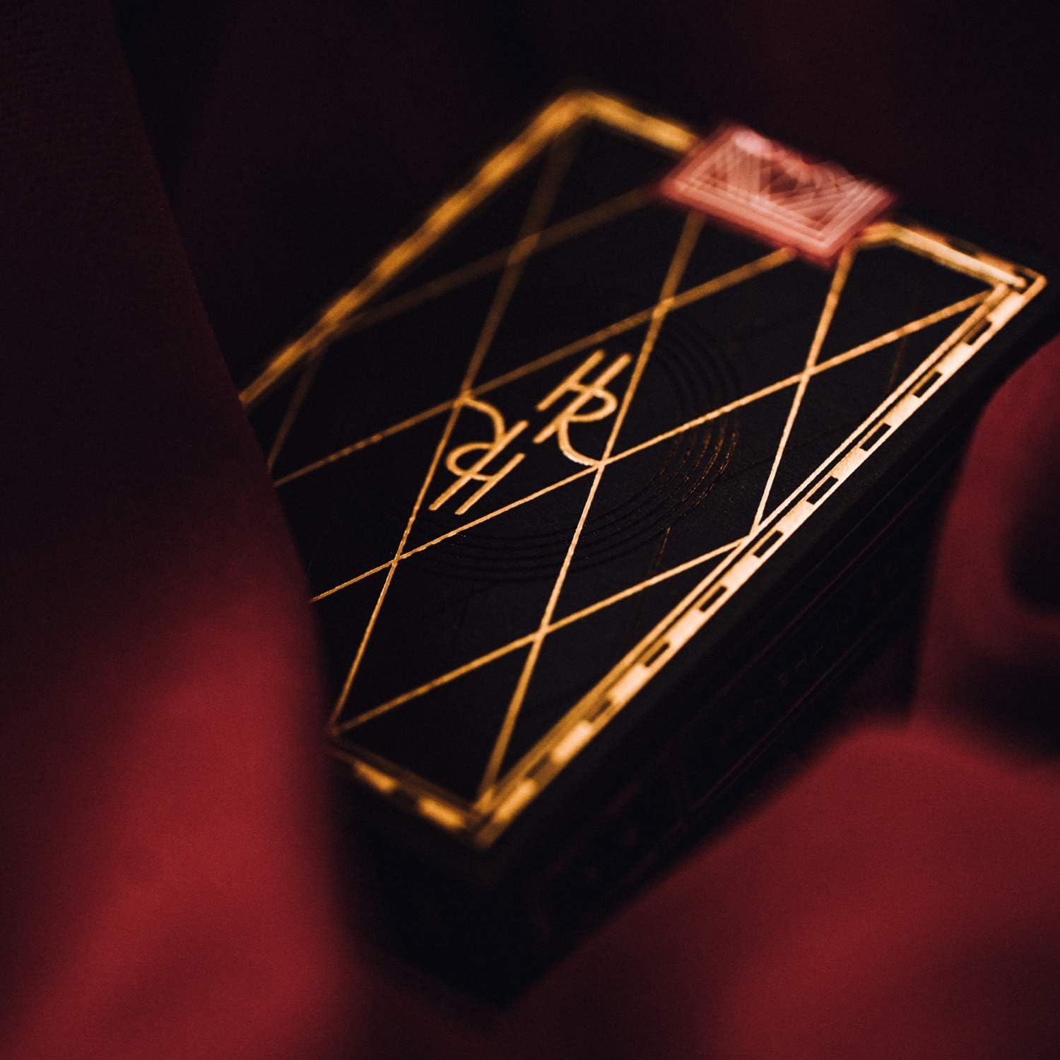 Theory 11 Hollywood Roosevelt Playing Cards - GamesLand Canada